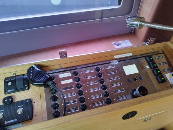 Dufour 520 GL | Greenleaf