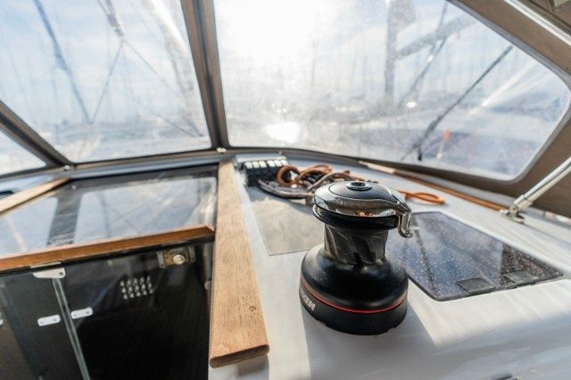 Jeanneau Sun Odyssey 519 | Perro Blanco