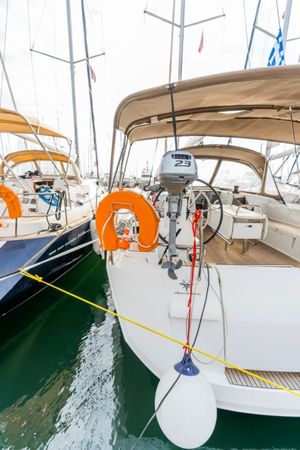 Jeanneau Sun Odyssey 519 | Perro Blanco