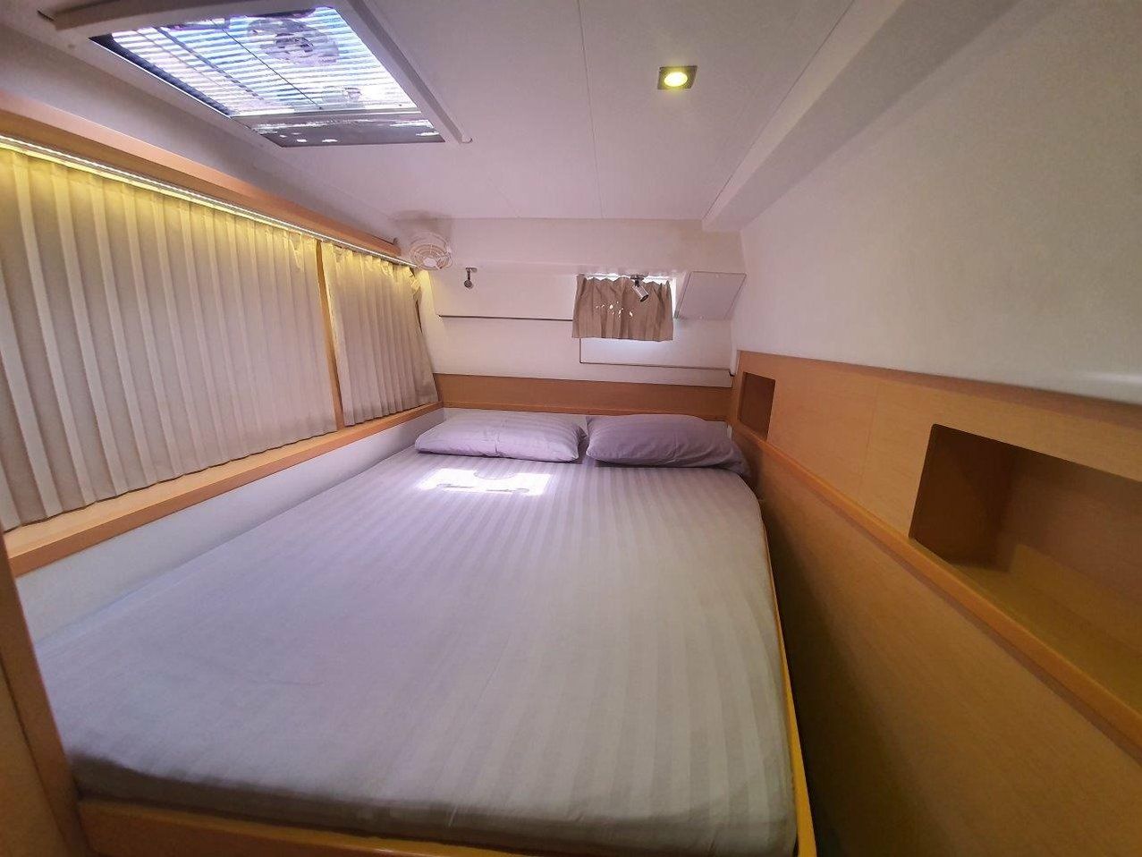 Lagoon 400 S2 | Toy Boy