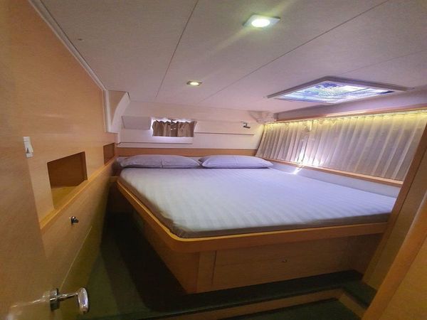 Lagoon 400 S2 | Toy Boy