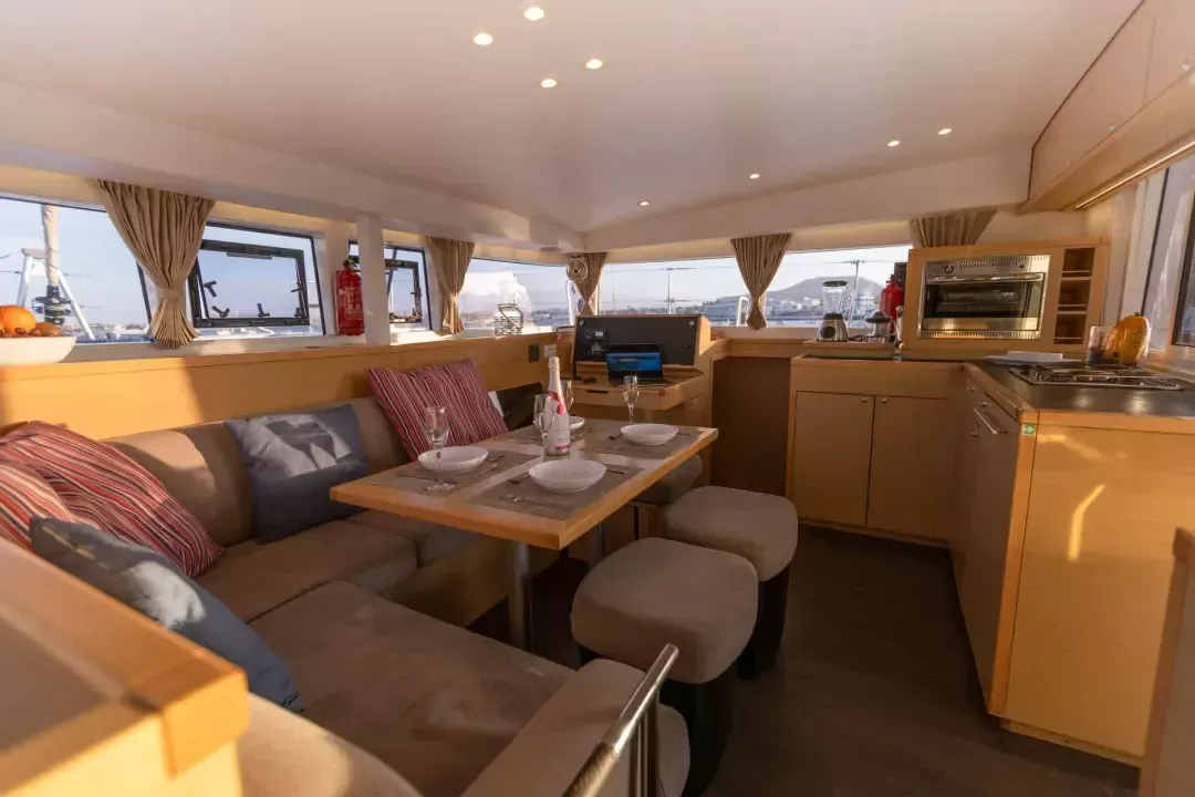 Lagoon 400 S2 | Cinco