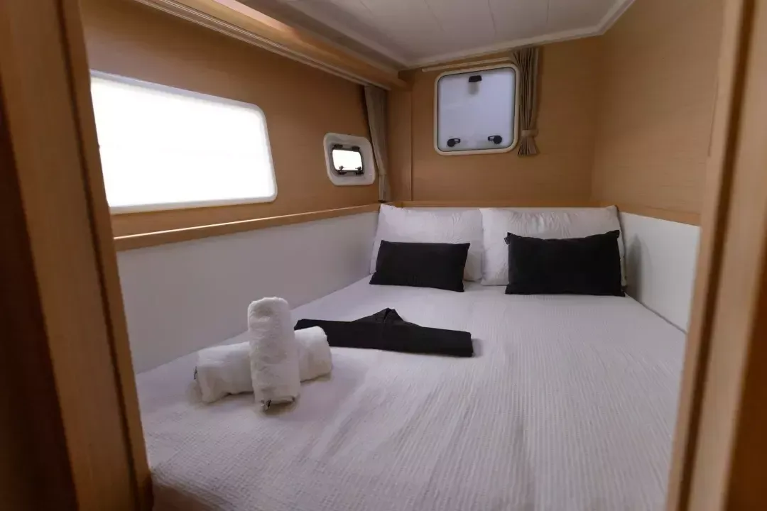 Lagoon 400 S2 | Cinco