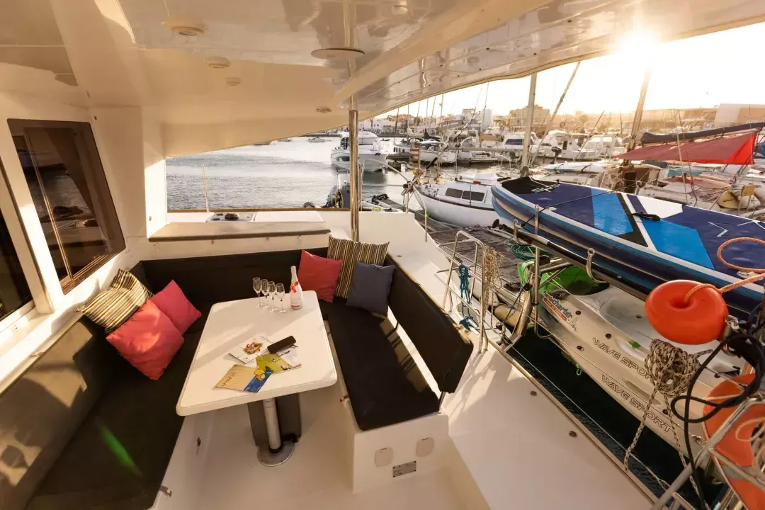 Lagoon 400 S2 | Cinco