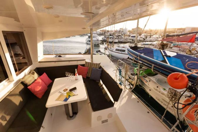 Lagoon 400 S2 | Cinco