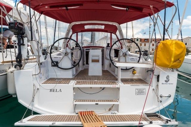 Beneteau Oceanis 35 | Bela