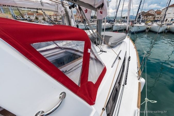Beneteau Oceanis 35 | Bela