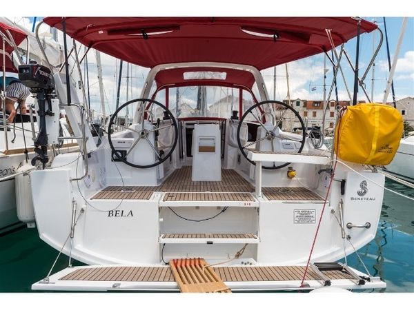 Beneteau Oceanis 35 | Bela