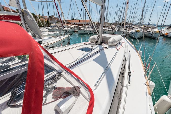 Beneteau Oceanis 45 | Mobula One