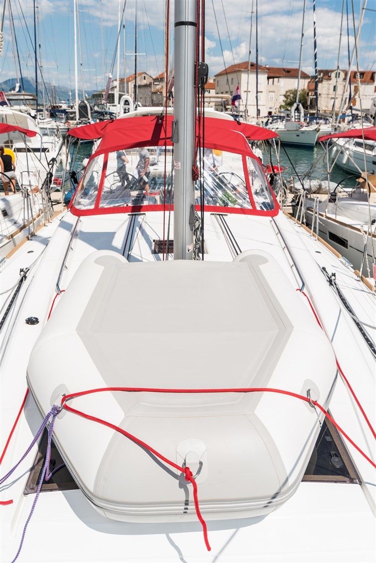 Beneteau Oceanis 45 | Mobula One