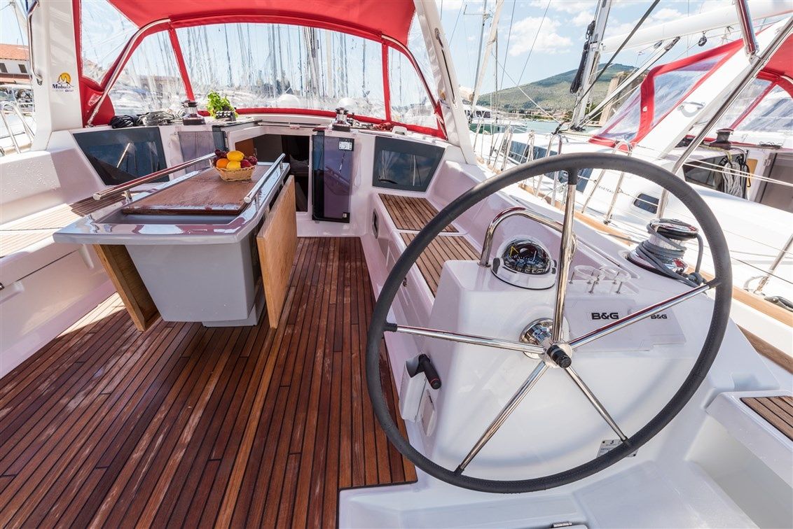 Beneteau Oceanis 45 | Mobula One