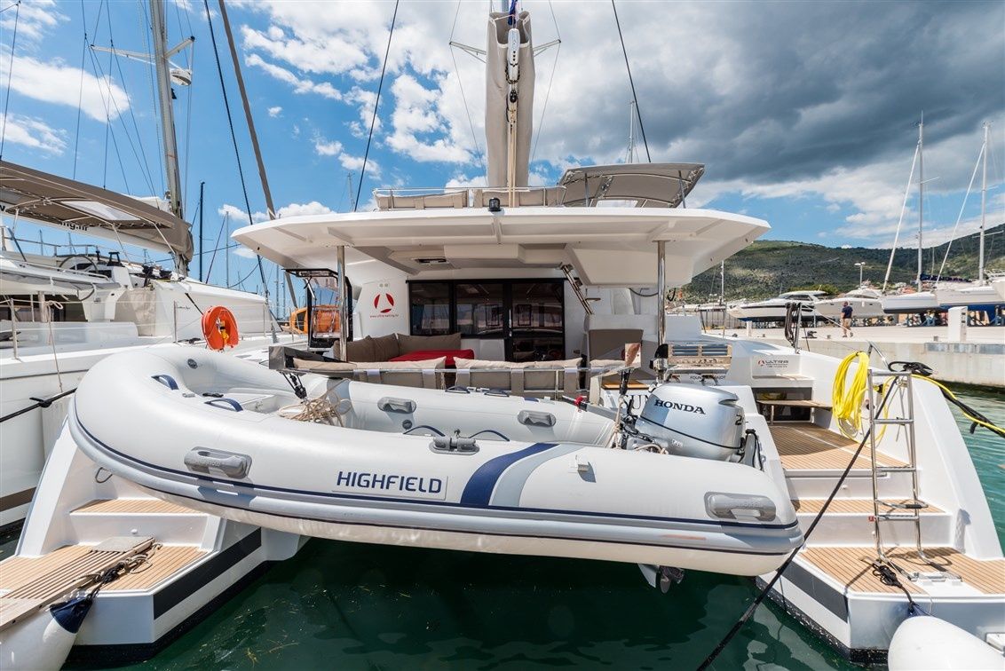 Fountaine Pajot Saona 47 | Sunny Wave