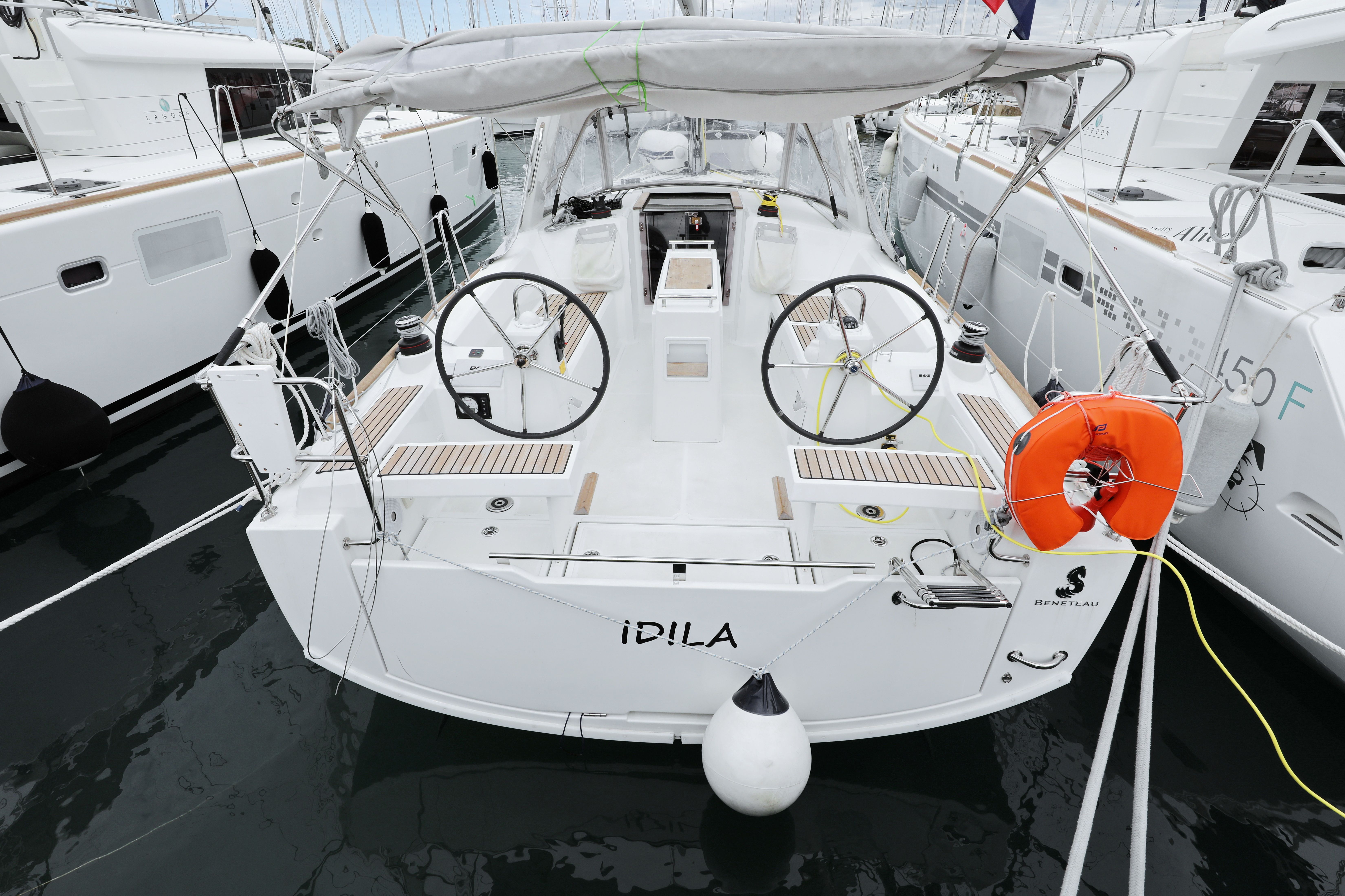 Beneteau Oceanis 35.1 | Idila