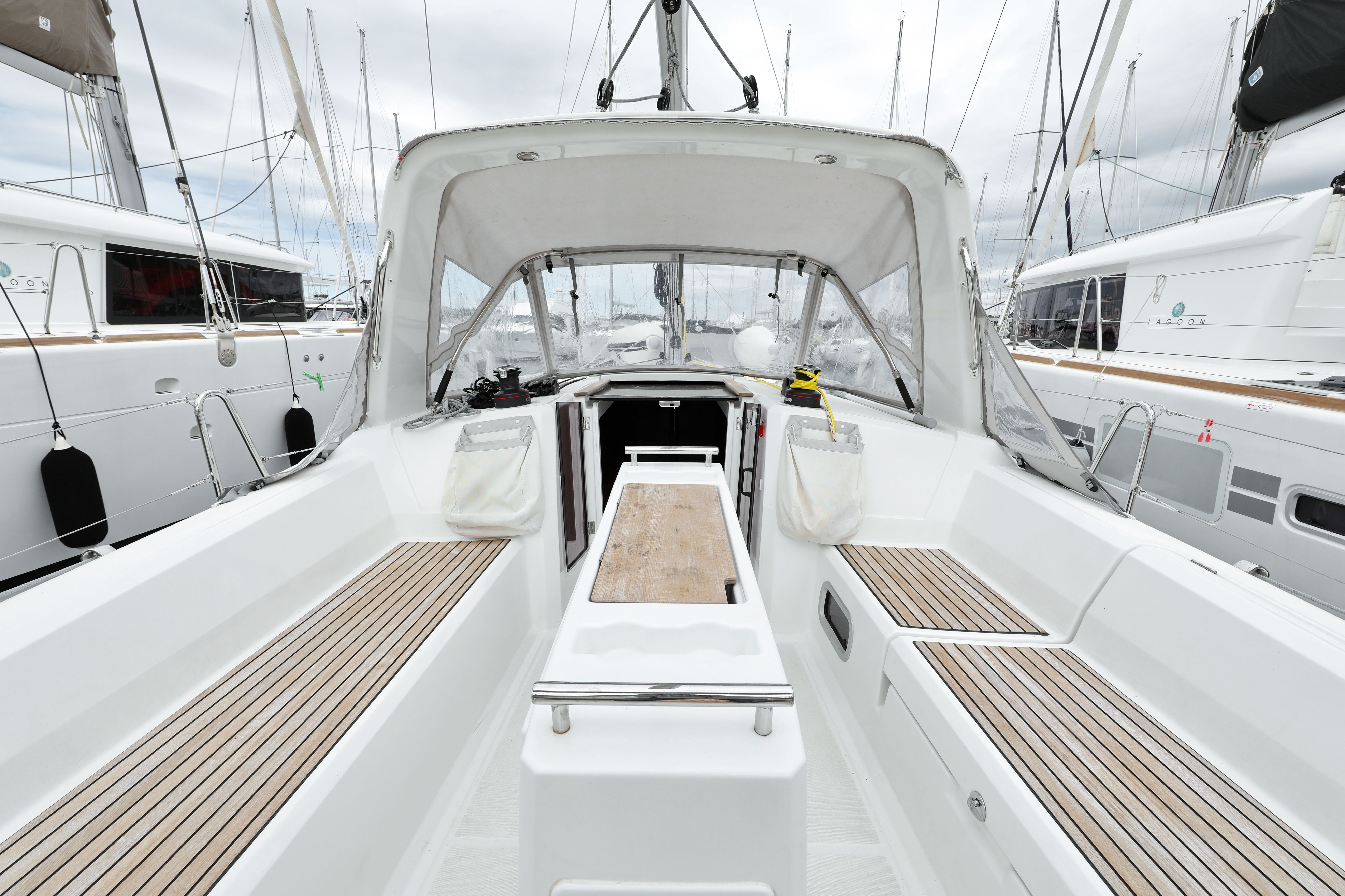 Beneteau Oceanis 35.1 | Idila