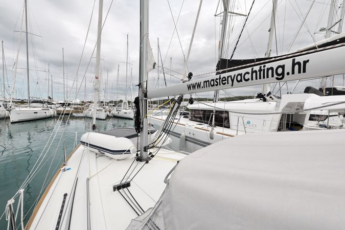 Beneteau Oceanis 35.1 | Idila