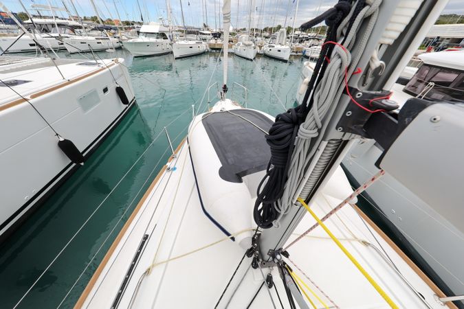 Beneteau Oceanis 35.1 | Idila