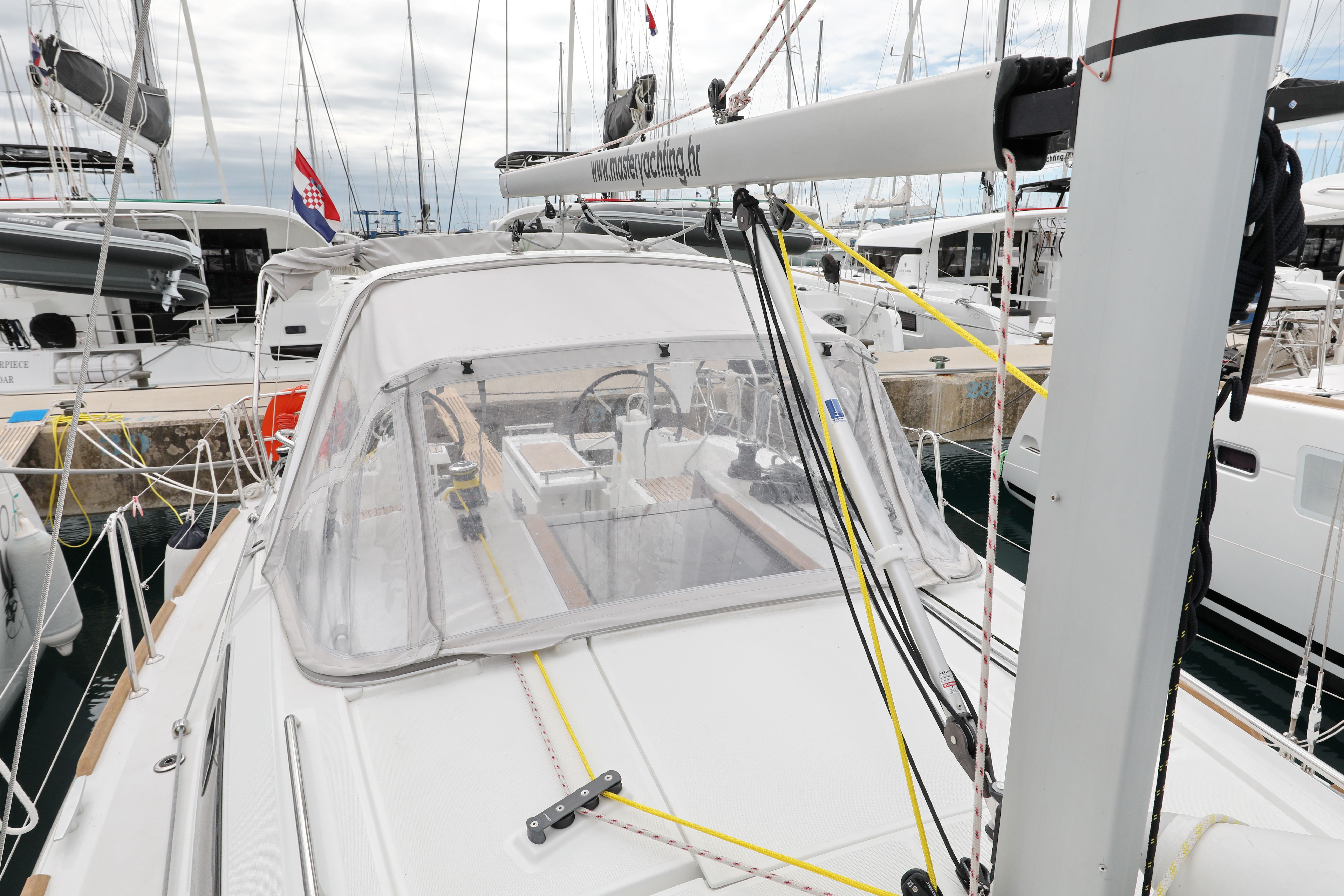 Beneteau Oceanis 35.1 | Idila