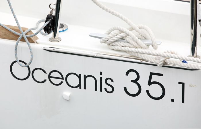 Beneteau Oceanis 35.1 | Idila