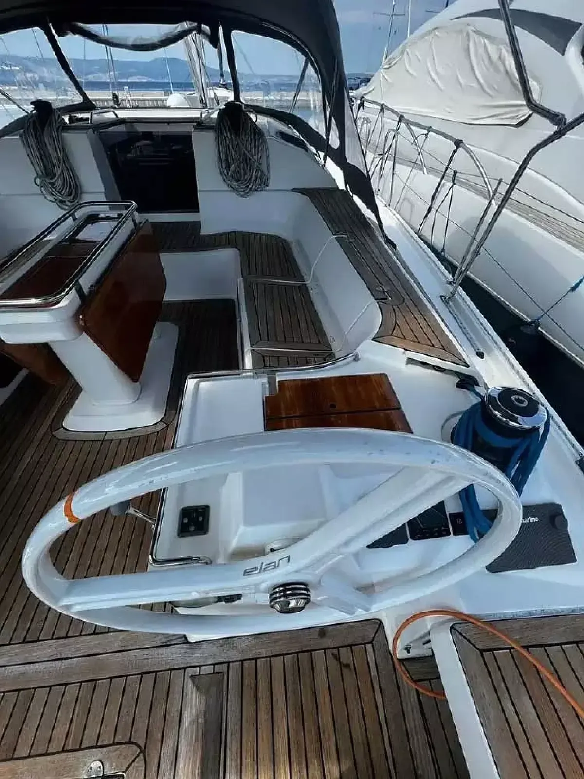 Elan 50 Impression | Therapy