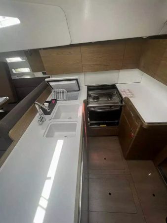 Elan 50 Impression | Therapy