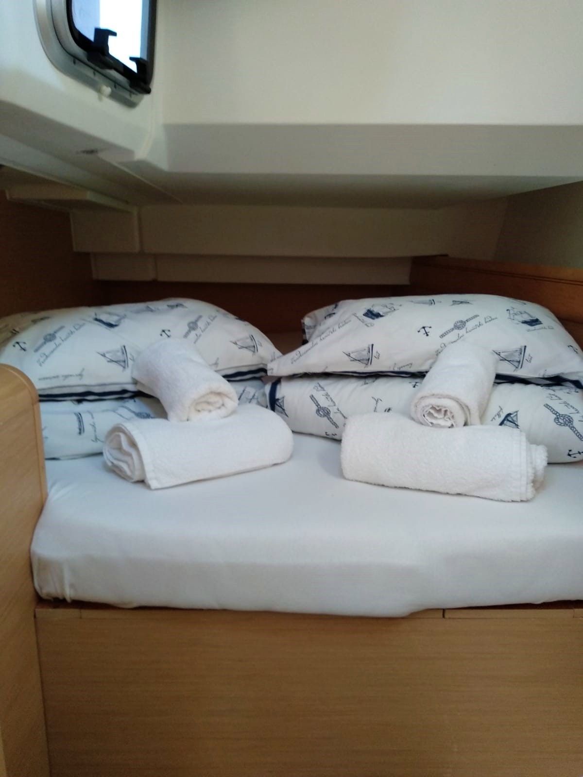 Jeanneau Sun Odyssey 419 | Tumbleweed