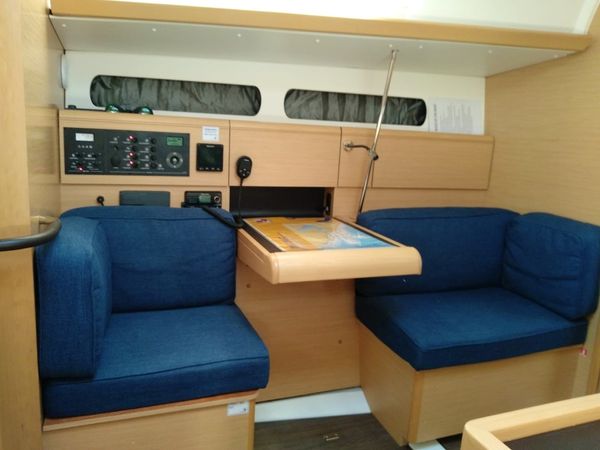 Jeanneau Sun Odyssey 419 | Tumbleweed