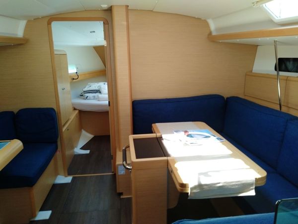Jeanneau Sun Odyssey 419 | Tumbleweed