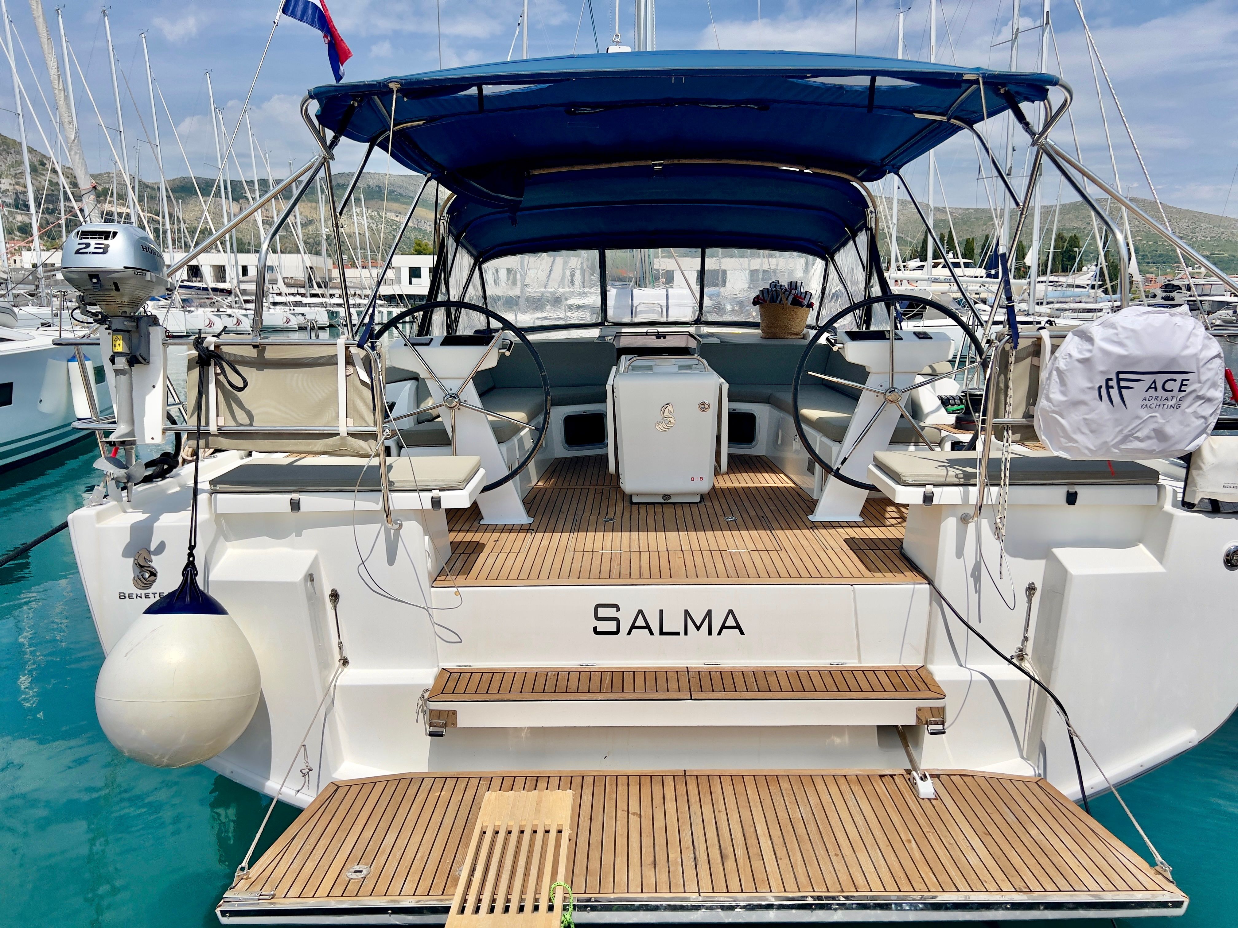 Beneteau Oceanis 51.1 | Salma