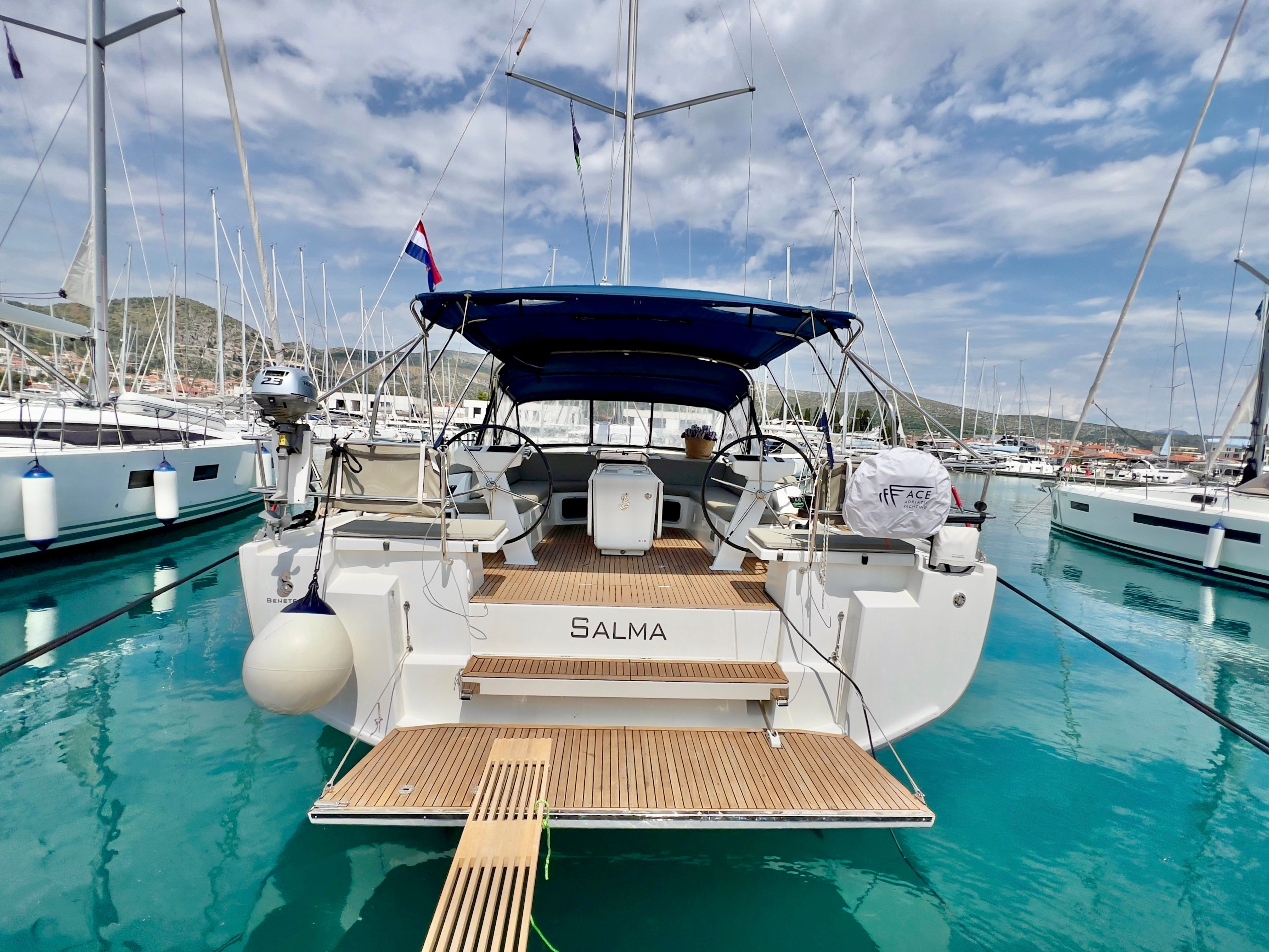 Beneteau Oceanis 51.1 | Salma