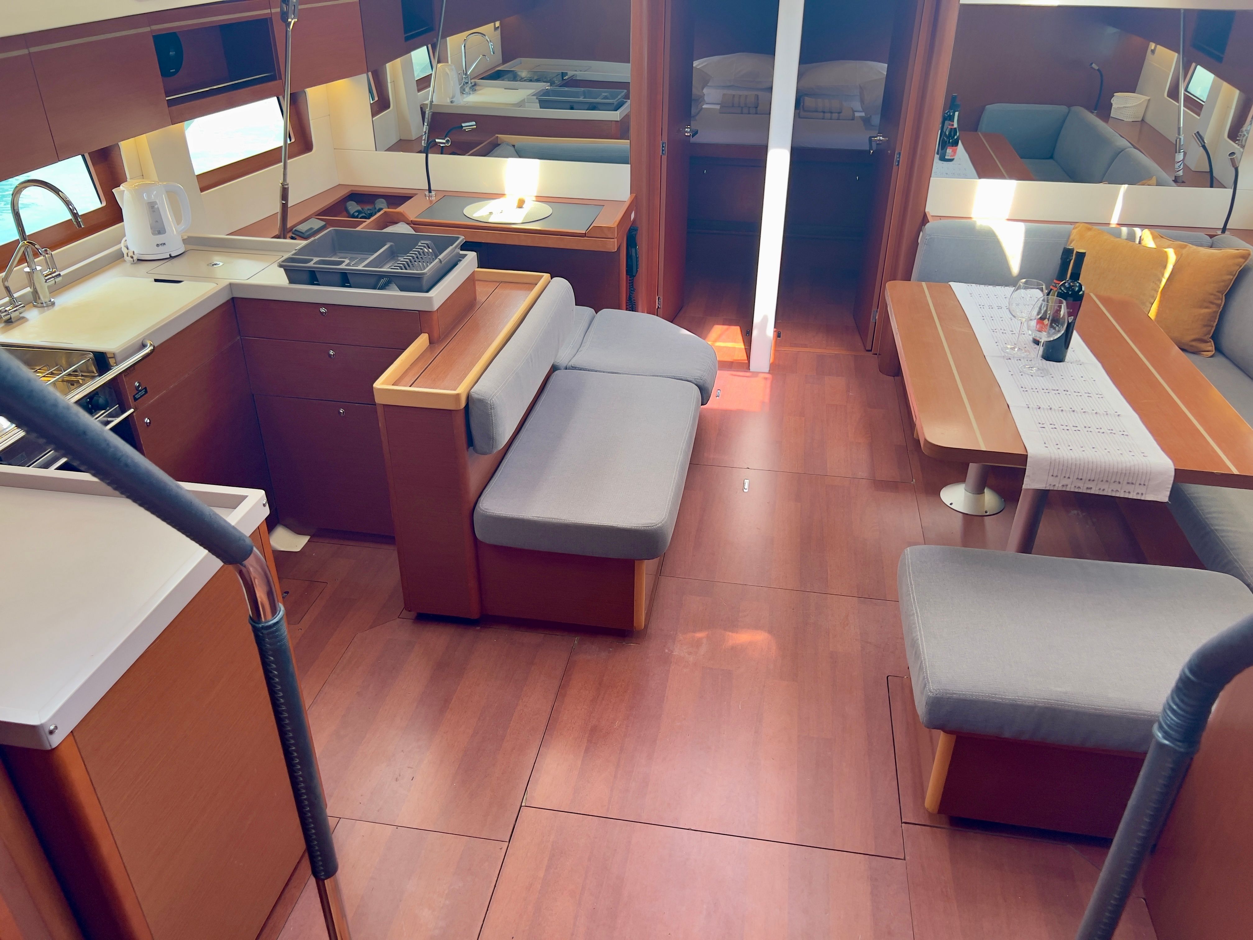 Beneteau Oceanis 51.1 | Salma