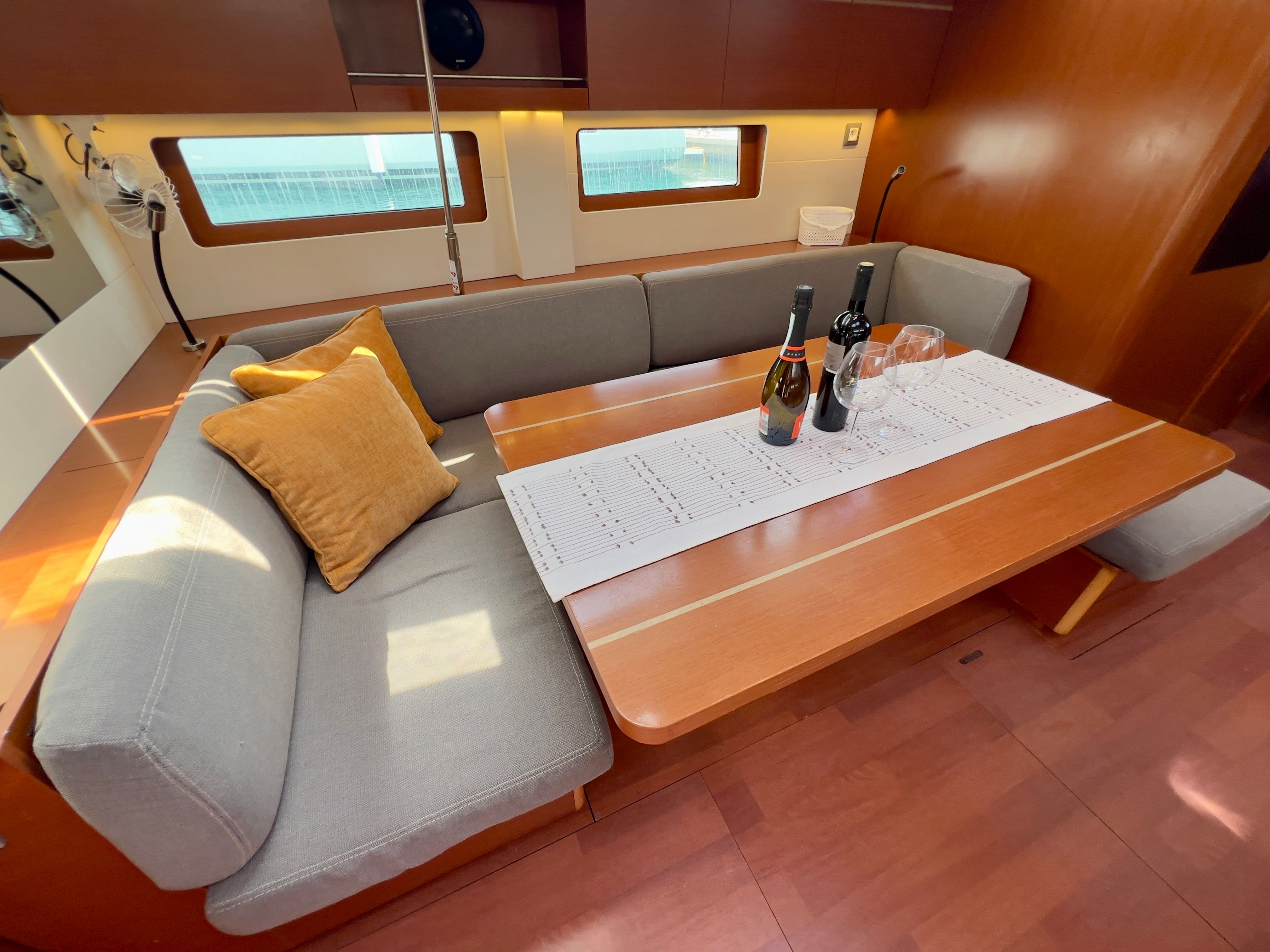 Beneteau Oceanis 51.1 | Salma