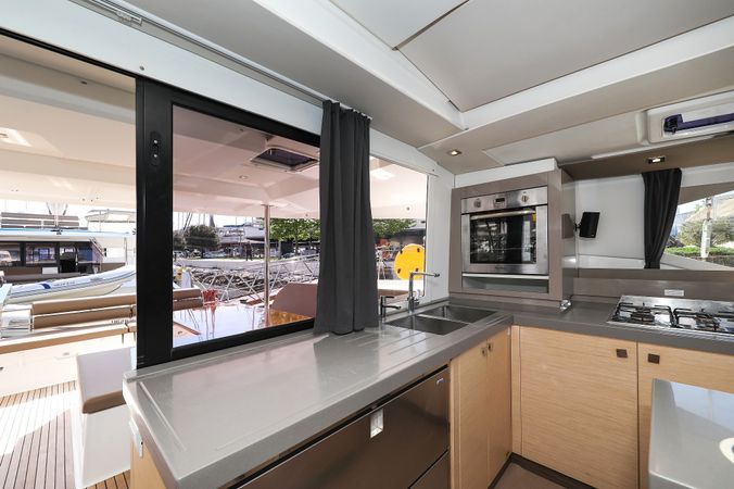 Fountaine Pajot Saona 47 | Tamara 5