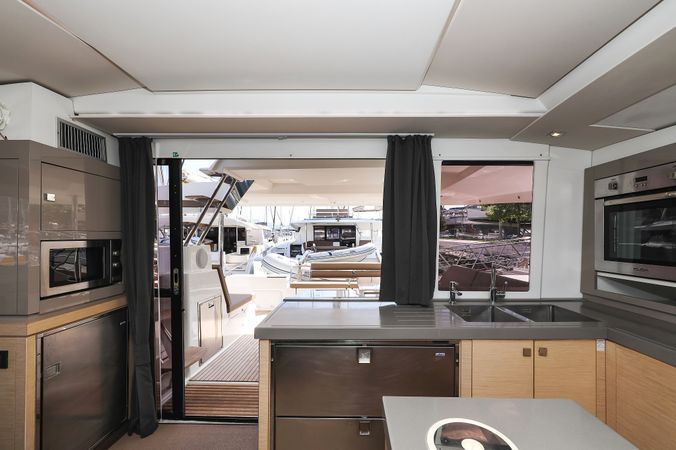 Fountaine Pajot Saona 47 | Tamara 5