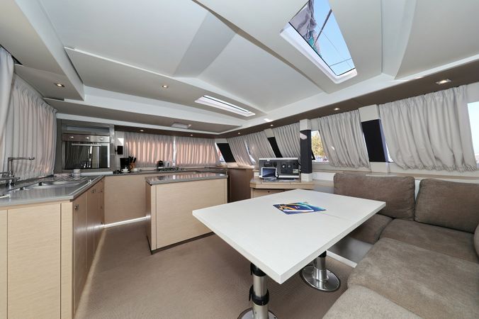 Fountaine Pajot Saba 50 | Poco Loco