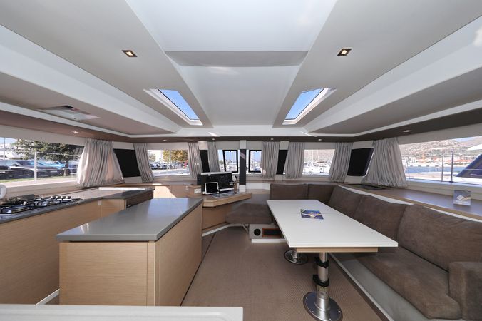Fountaine Pajot Saba 50 | Poco Loco