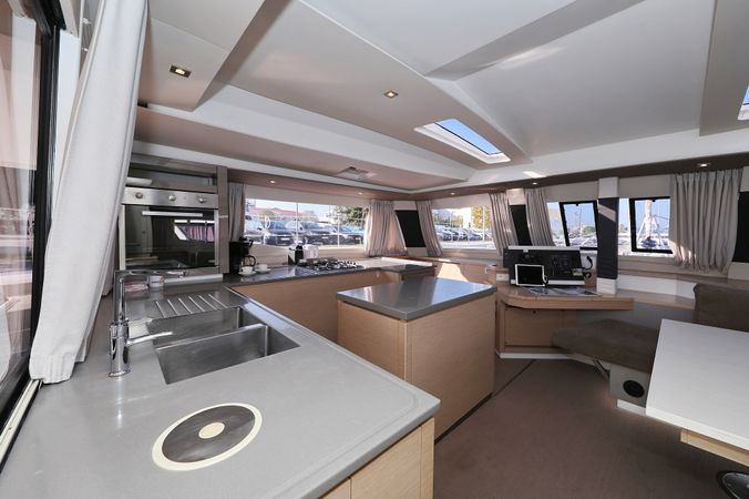 Fountaine Pajot Saba 50 | Poco Loco