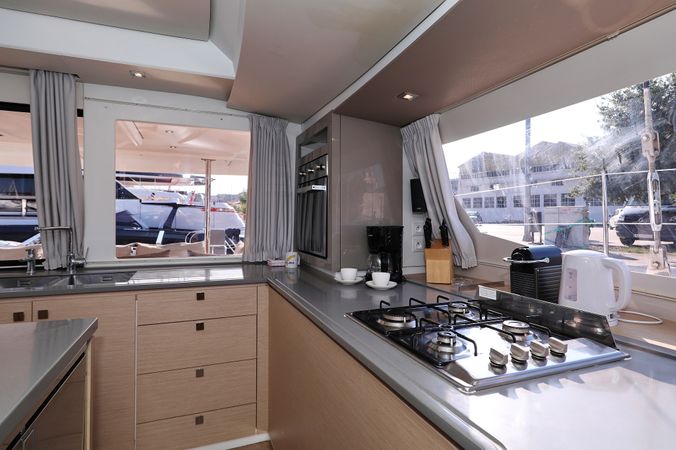 Fountaine Pajot Saba 50 | Poco Loco