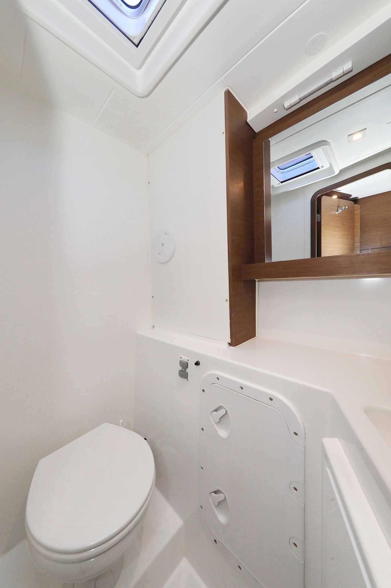 Lagoon 42 | Easy Course