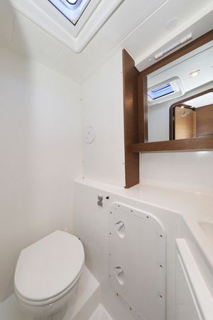 Lagoon 42 | Easy Course