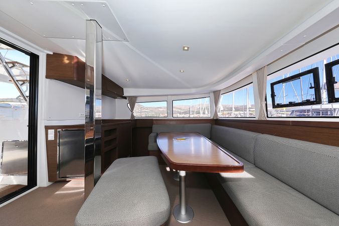 Lagoon 42 | Easy Course