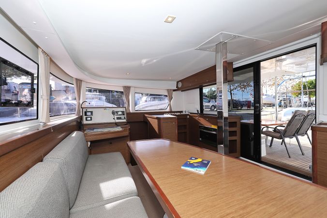 Lagoon 42 | Easy Course