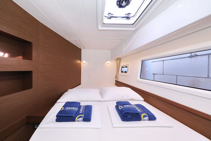 Lagoon 42 | Easy Course