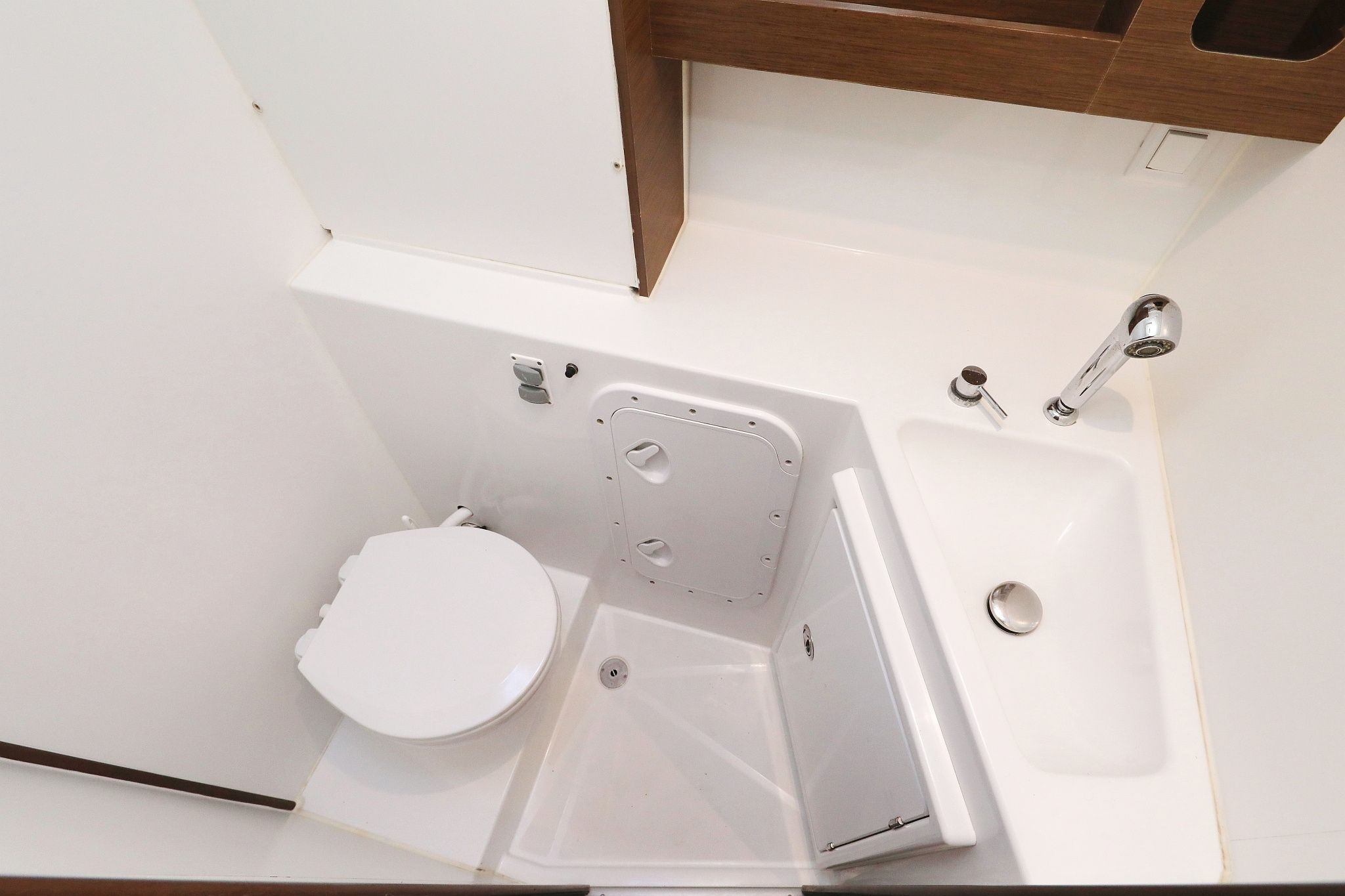 Lagoon 42 | Easy Course