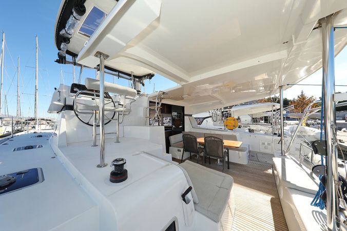 Lagoon 42 | Easy Course