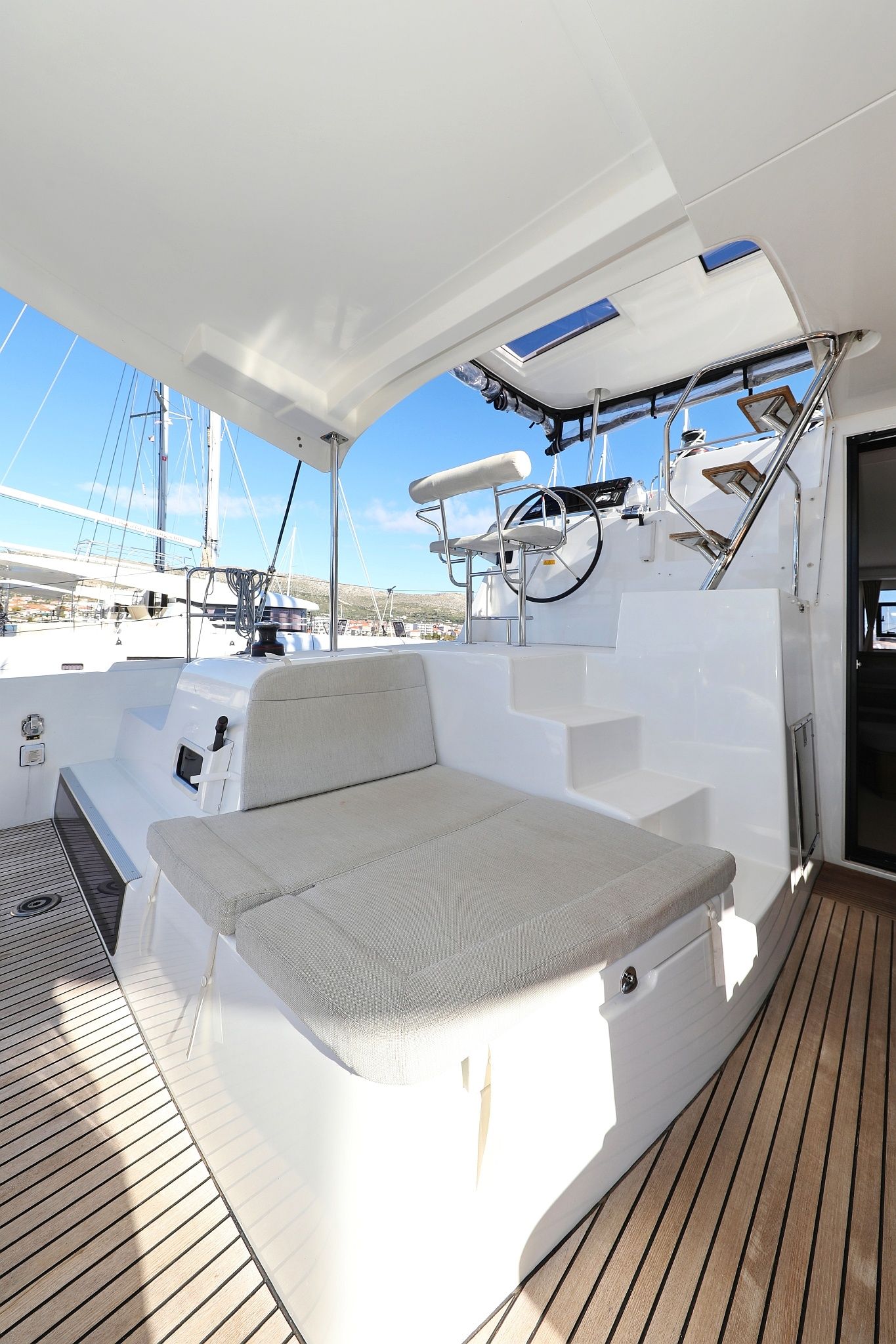 Lagoon 42 | Easy Course