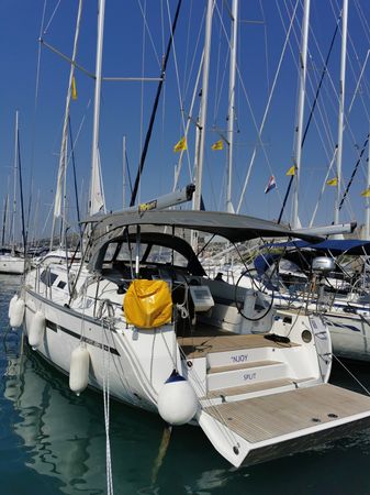 Bavaria Cruiser 46 | Njoy