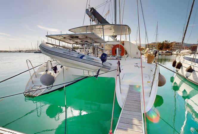 Lagoon 380 S2 | Why Knot