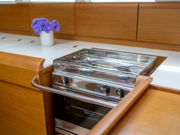 Jeanneau Sun Odyssey 519 | Ciao Bao