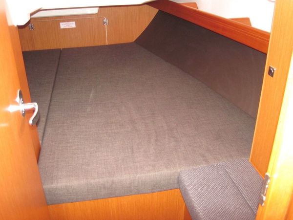 Bavaria Cruiser 37 | Jane 2