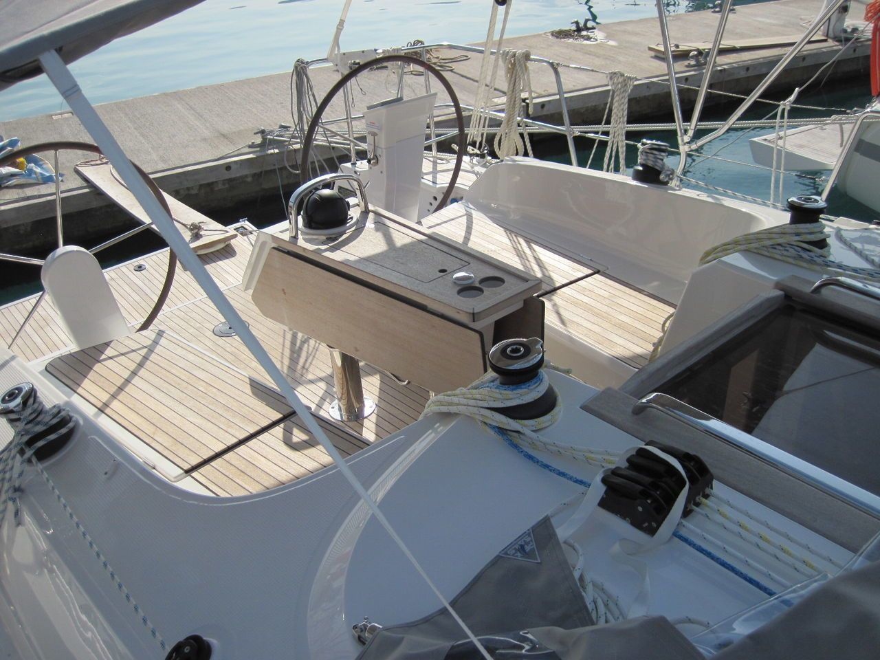 Bavaria Cruiser 37 | Jane 2